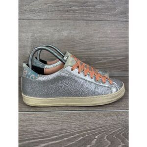 P448 John Persia Women’s Sz 8/EU 38 Silver Glitter Peach Low Lace Up Sneakers